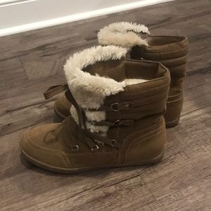 Guess boots